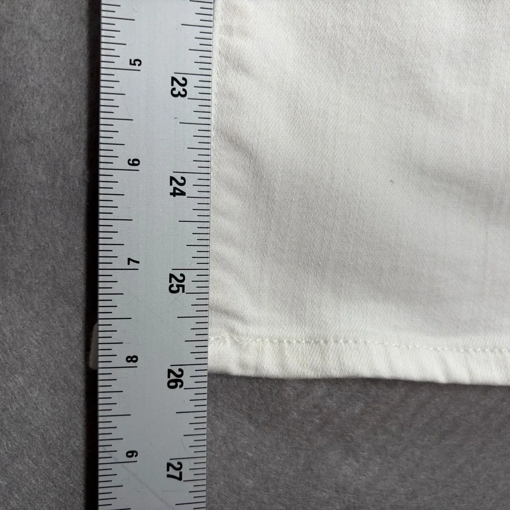 Chico's So Slimming Girlfriend Crop Jeans Womens 2 White Stretch Denim Pants